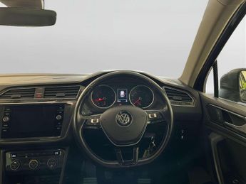Volkswagen Tiguan 1.4 TSI SE Navigation SUV 5dr Petrol Manual Euro 6 (s/s) (150 ps