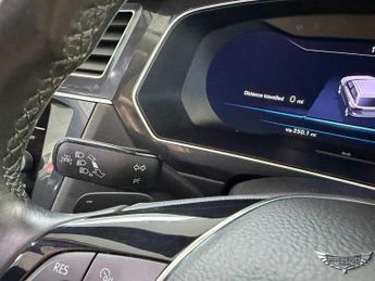 Volkswagen Tiguan 2.0 TSI SEL DSG 4Motion Euro 6 (s/s) 5dr