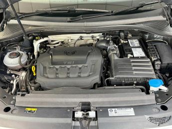 Volkswagen Tiguan 2.0 TSI SEL DSG 4Motion Euro 6 (s/s) 5dr