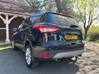 Ford Kuga 1.5T EcoBoost Titanium Auto AWD Euro 6 (s/s) 5dr