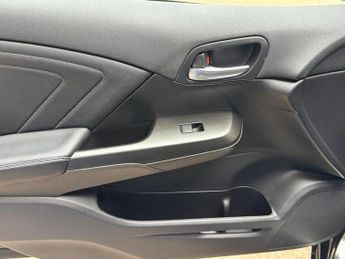 Honda Civic 1.8 i-VTEC SR Tourer Auto Euro 6 5dr