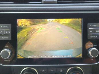Nissan Leaf 40kWh Acenta Auto 5dr