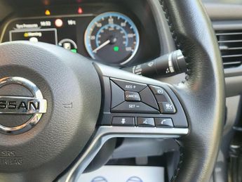 Nissan Leaf 40kWh Acenta Auto 5dr