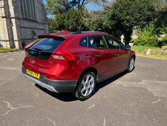 Volvo V40 Cross Country 2.0 D2 Lux Auto Euro 6 (s/s) 5dr