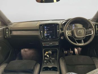 Volvo XC40 1.5 T3 R-Design SUV 5dr Petrol Manual Euro 6 (s/s) (163 ps)