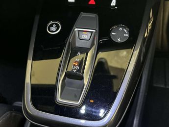 Audi Q4 e-tron 40 S line SUV 5dr Electric Auto 82kWh (204 ps)