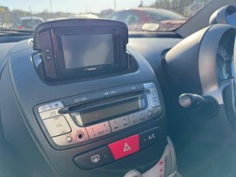 Toyota AYGO 1.0 VVT-i Move MultiMode Euro 5 5dr