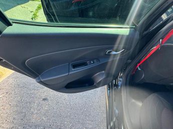 Renault Clio 1.6 TCe Renaultsport Lux EDC Euro 5 5dr