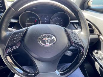 Toyota C-HR 2.0 VVT-h Excel SUV 5dr Petrol Hybrid CVT Euro 6 (s/s) (184 ps)