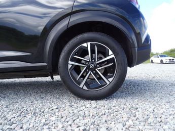 Nissan Juke 1.0 DIG-T N-Connecta DCT Auto Euro 6 (s/s) 5dr