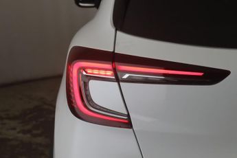 Renault Captur 1.6 E-TECH RS Line Auto Euro 6 (s/s) 5dr