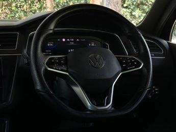 Volkswagen Tiguan 1.5 TSI R-Line DSG Euro 6 (s/s) 5dr