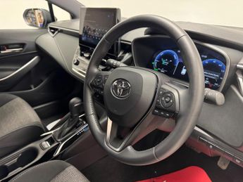 Toyota Corolla 1.8 VVT-h Design CVT Euro 6 (s/s) 5dr
