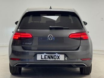 Volkswagen e-Golf 35.8kWh e-Golf Auto 5dr