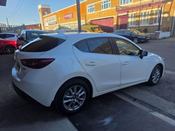 Mazda Mazda3 2.0 SKYACTIV-G SE-L Nav Auto Euro 5 (s/s) 5dr