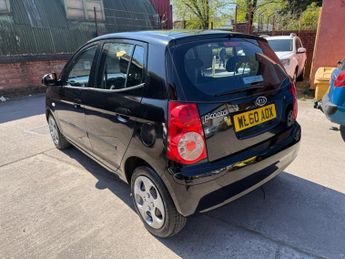 Kia Picanto 1.1 2 5dr