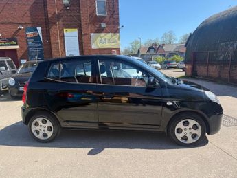 Kia Picanto 1.1 2 5dr