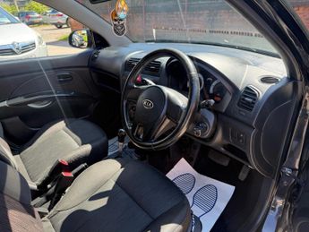 Kia Picanto 1.1 2 5dr