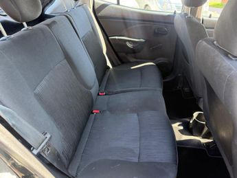 Kia Picanto 1.1 2 5dr