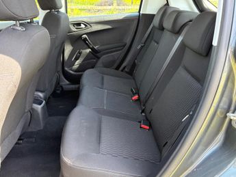 Peugeot 208 1.2 PureTech Active Euro 6 5dr