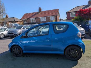 Toyota AYGO 1.0 VVT-i Blue Euro 4 3dr