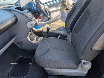 Toyota AYGO 1.0 VVT-i Blue Euro 4 3dr