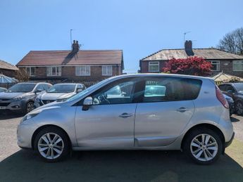 Renault Scenic 1.5 dCi I-Music Euro 5 5dr