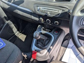 Renault Scenic 1.5 dCi I-Music Euro 5 5dr