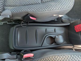 Renault Scenic 1.5 dCi I-Music Euro 5 5dr