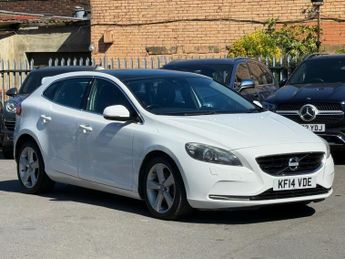Volvo V40 1.6 T4 R-Design Lux Nav Hatchback 5dr Petrol Powershift Euro 5 (