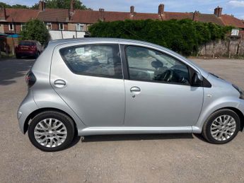 Toyota AYGO 1.0 VVT-i Platinum MultiMode Euro 4 5dr (AC)