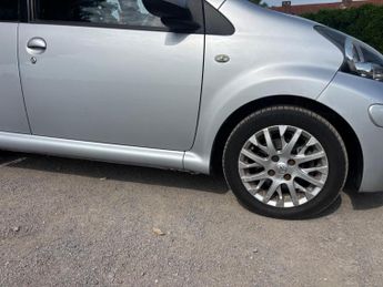 Toyota AYGO 1.0 VVT-i Platinum MultiMode Euro 4 5dr (AC)