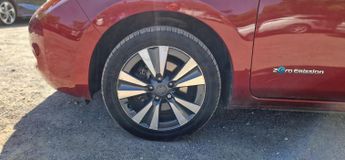 Nissan Leaf 30kWh Tekna Auto 5dr