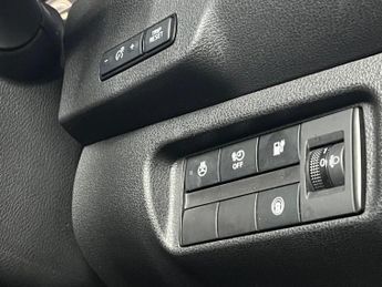 Nissan Leaf 39kWh N-Connecta Auto 5dr