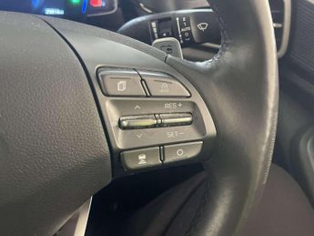 Hyundai IONIQ 38.3kWh Premium Hatchback 5dr Electric Auto (136 ps)