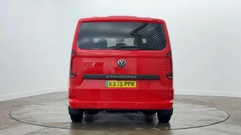 Volkswagen Transporter T32 Kombi Commerce Pro SWB 218 PS 65 kWh Electric 1sp Automatic