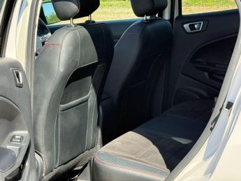 Ford EcoSport 1.0T EcoBoost ST-Line Auto Euro 6 (s/s) 5dr