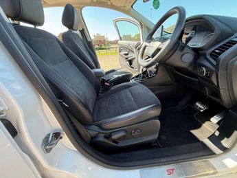 Ford EcoSport 1.0T EcoBoost ST-Line Auto Euro 6 (s/s) 5dr