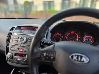 Kia Ceed 1.6 CRDi 3 Auto Euro 4 5dr