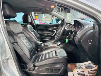 Vauxhall Insignia 2.0 CDTi BiTurbo Elite Nav Sports Tourer Auto Euro 5 5dr