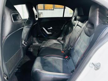 Mercedes-Benz A Class 2.0 A200d AMG Line (Premium) 8G-DCT Euro 6 (s/s) 5dr