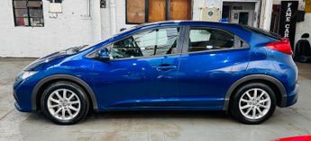 Honda Civic 1.8 i-VTEC ES Auto Euro 5 5dr