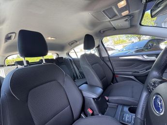 Ford Focus 1.0T EcoBoost Titanium Auto Euro 6 (s/s) 5dr