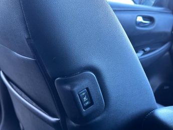 Nissan Leaf 40kWh Tekna Auto 5dr
