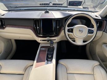 Volvo XC60 2.0 D5 PowerPulse Inscription Pro Auto AWD Euro 6 (s/s) 5dr