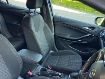 Vauxhall Astra 1.4i Turbo SRi Auto Euro 6 (s/s) 5dr