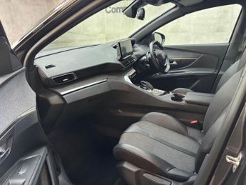 Peugeot 3008 1.6 13.2kWh Allure Premium + e-EAT Euro 6 (s/s) 5dr