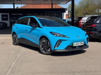 MG MG4 64kWh Trophy Long Range Auto 5dr