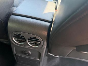 Volkswagen Tiguan 2.0 TDI BlueMotion Tech SE DSG 4WD Euro 5 (s/s) 5dr