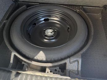 Volkswagen Tiguan 2.0 TDI BlueMotion Tech SE DSG 4WD Euro 5 (s/s) 5dr